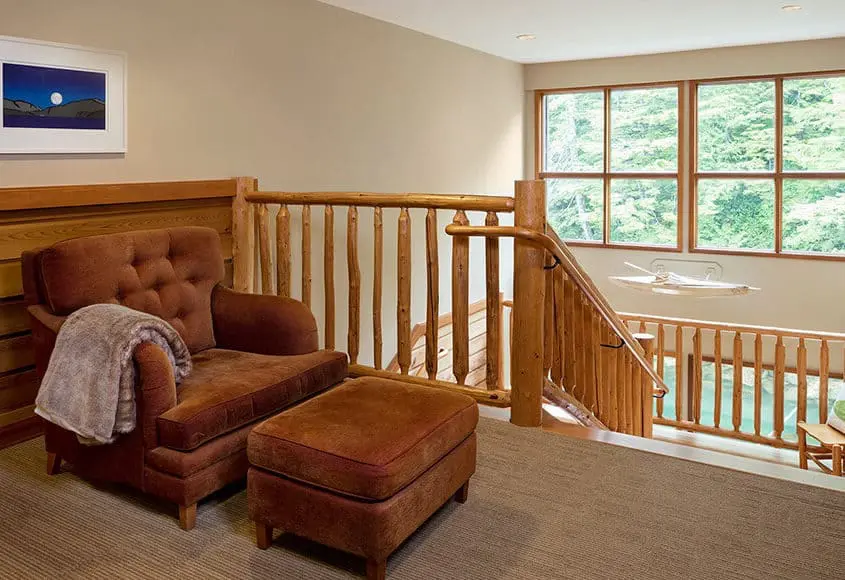 lodge-13 Pacific King Lodge interior